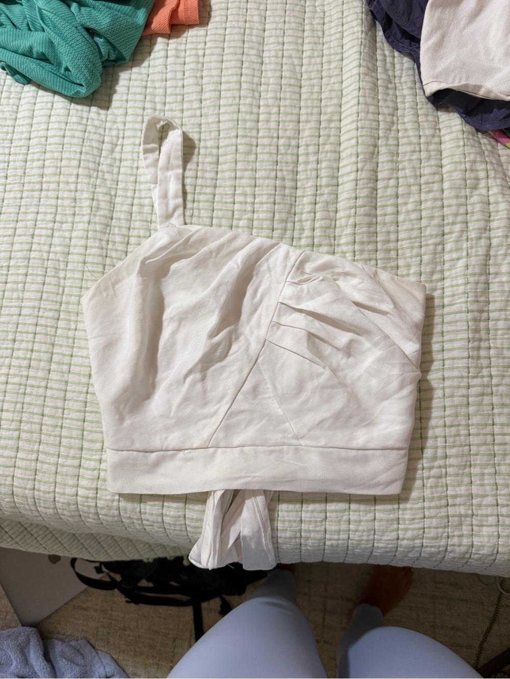 vestique White One-Shoulder Crop Top